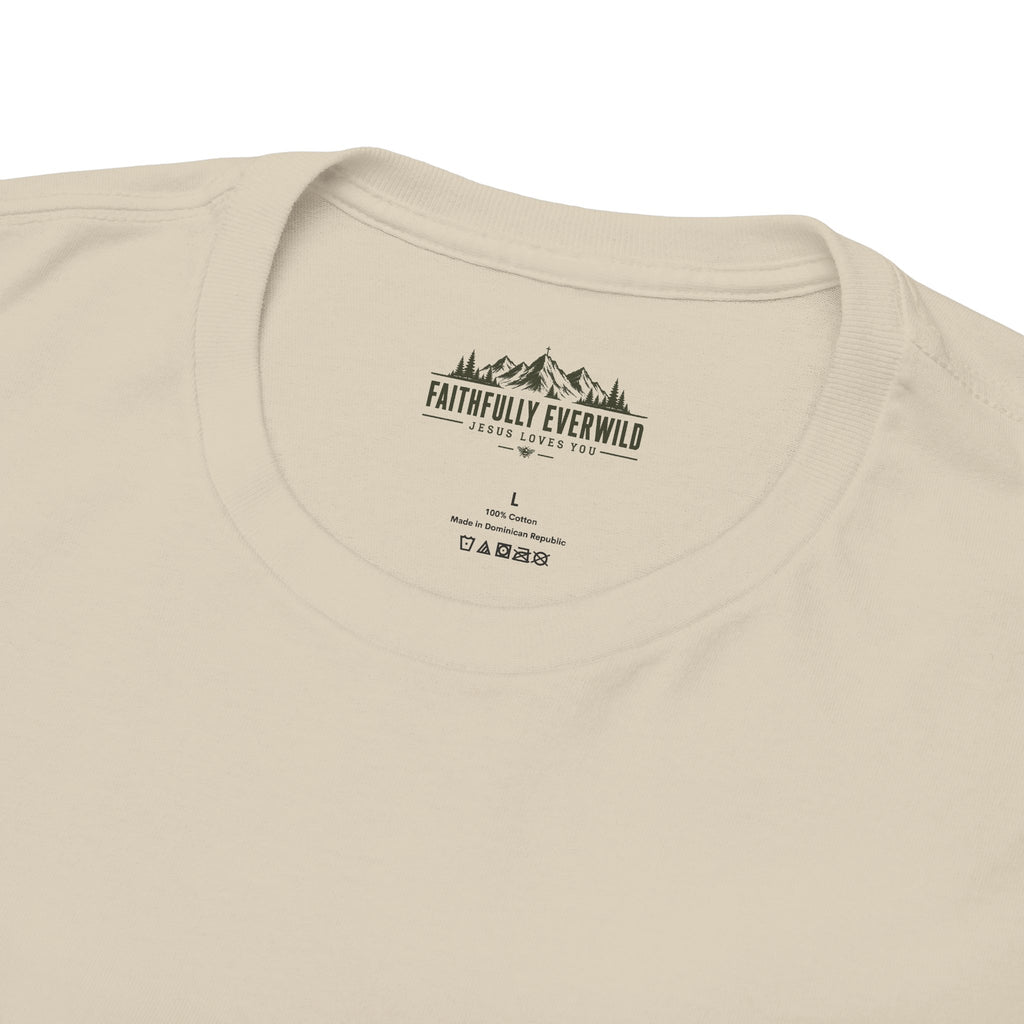 Never Give Up the Fight – Hold Fast Men’s Graphic Tee – Hebrews 10:23