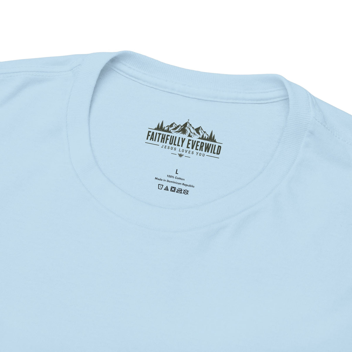 Never Give Up the Fight – Hold Fast Men’s Graphic Tee – Hebrews 10:23