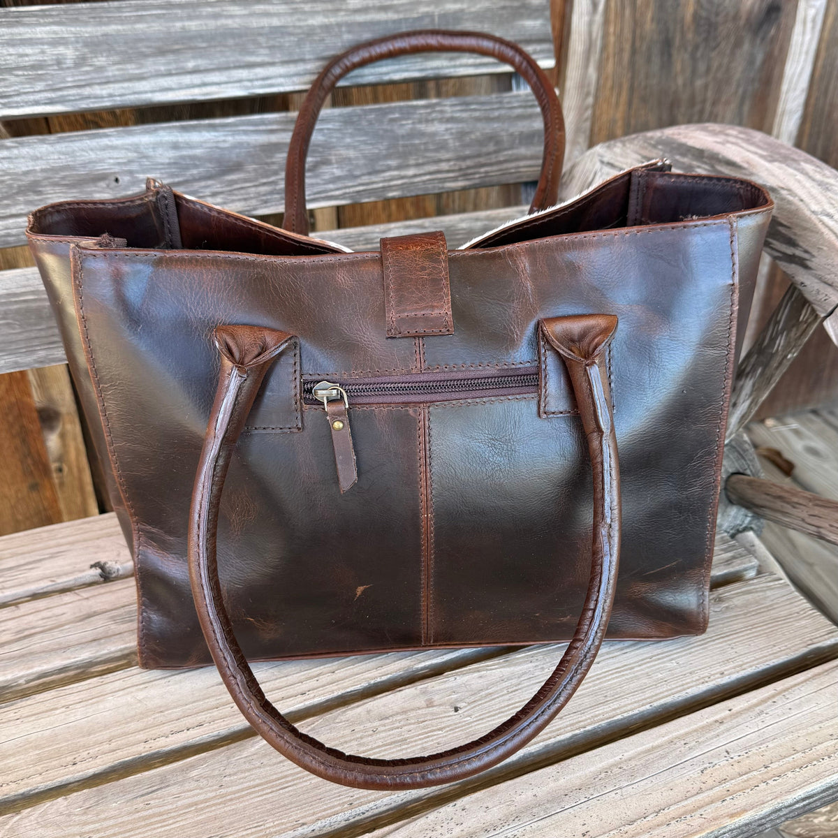 Buckle- Everyday Cowhide Shoulder Bag