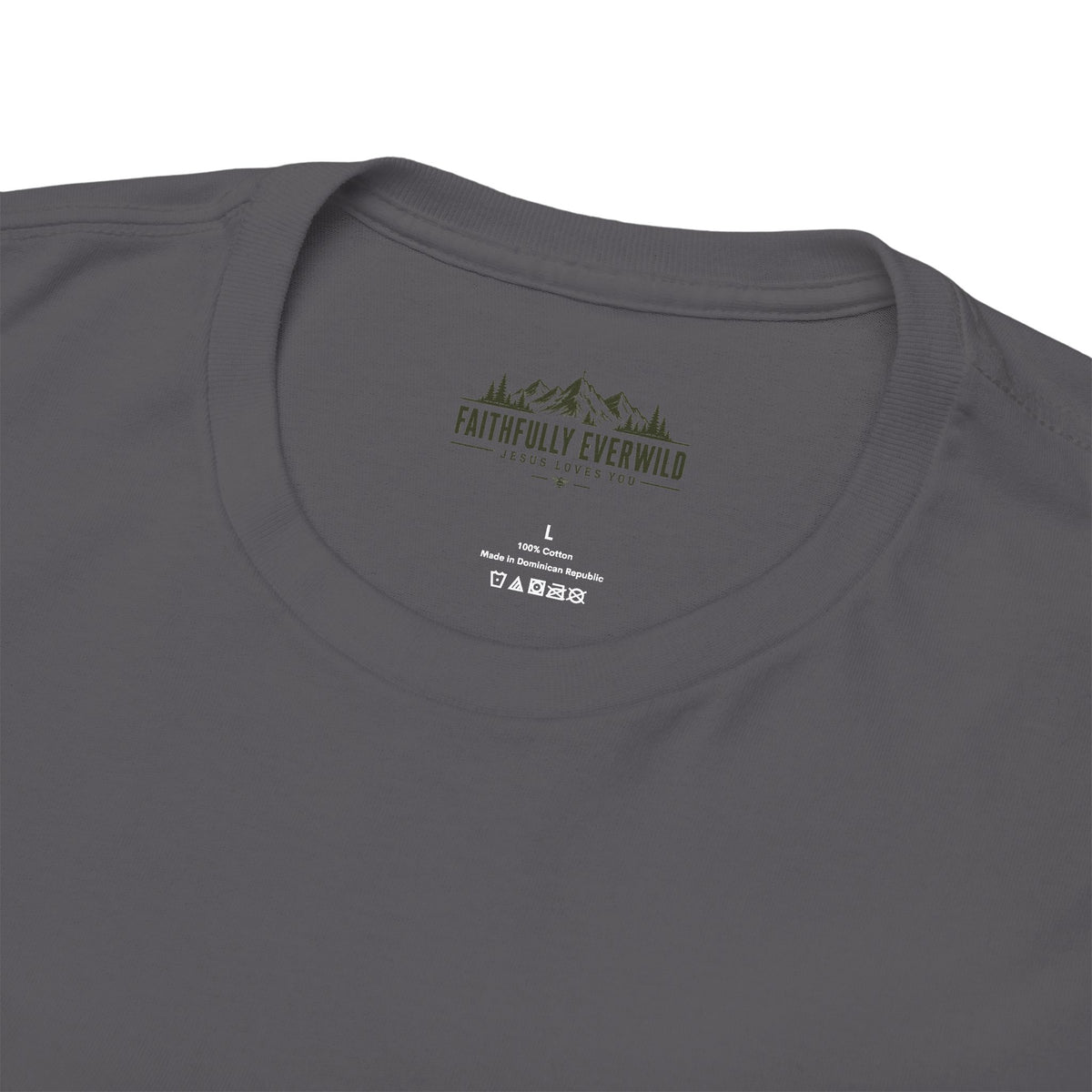 Never Give Up the Fight – Hold Fast Men’s Graphic Tee – Hebrews 10:23